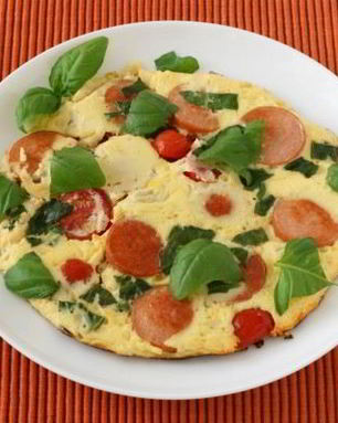 Омлет с сосиской