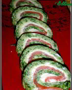 Закуска из омлета, сыра и красной рыбы