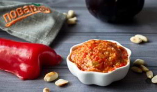 баклажанно-перечный паштет с орехами