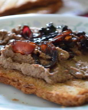 Куриный паштет с бальзамическим луком