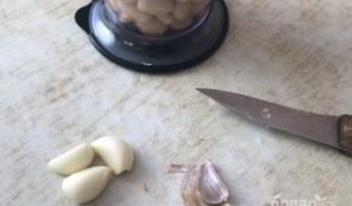 паштет из фасоли с прованскими травами