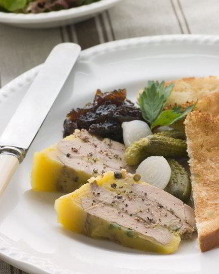 Рецепт паштета из индейки с беконом и зеленью