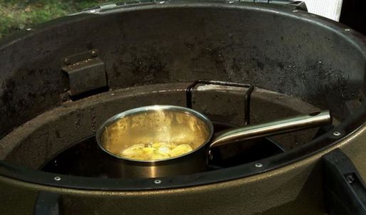 паштет из индюшачьей печенки с вареньем из кислых томатов