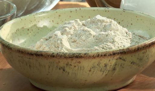 паштет из индюшачьей печенки с вареньем из кислых томатов