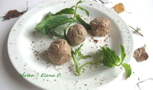 паштет из куриной печени в ежевичном желе