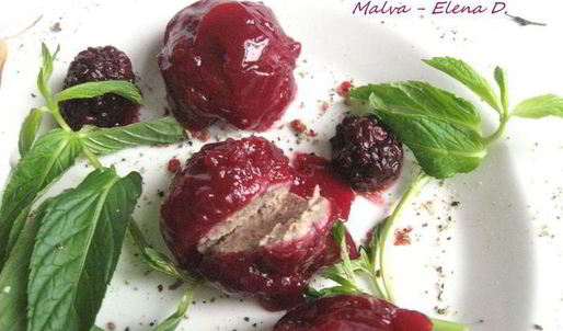 паштет из куриной печени в ежевичном желе