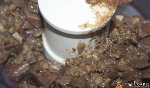 паштет из печени индейки с корнем сельдерея и вином