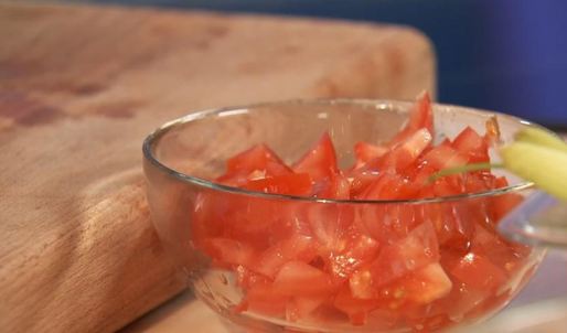 паштет из пикши с хлебом и сладким перцем