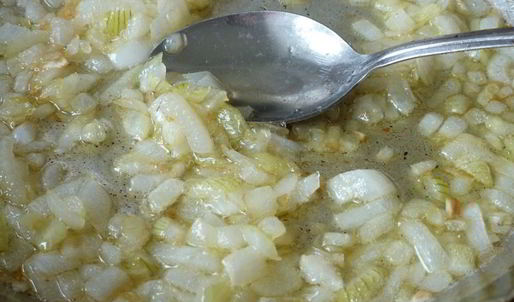 паштет из вареных яиц и орехов