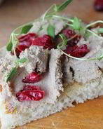 Паштет с печенью, грудкой и пармезаном