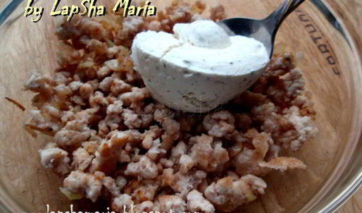 блинные роллы с курицей и оливками