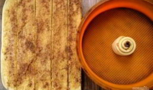 гигантский коричный ролл