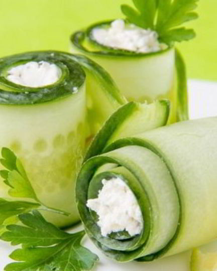 Рецепт огуречных роллов с авокадо и сыром