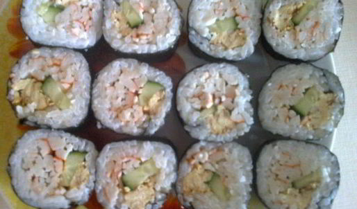 роллы и гунканы