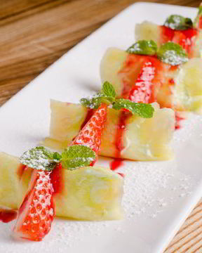 Роллы из ананаса