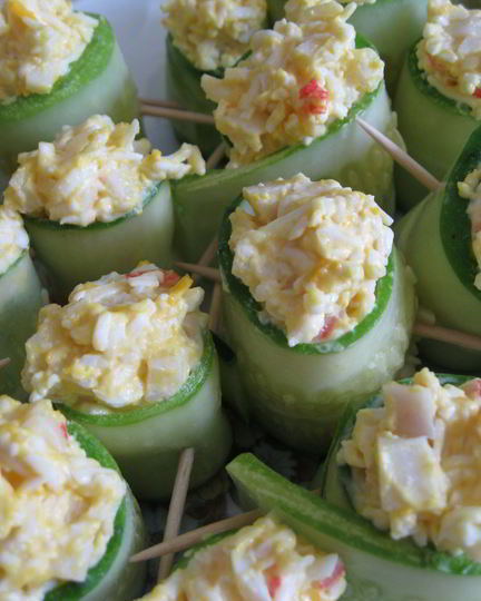Рецепт роллов из огурца с крабовыми палочками
