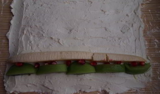 роллы из творога с фруктами