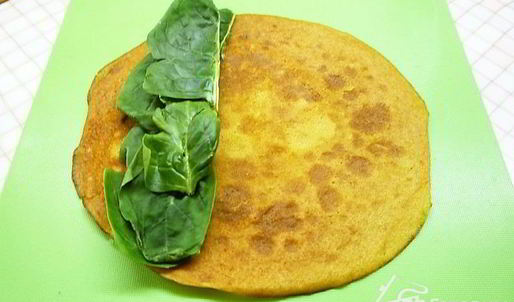 роллы из тыквы со шпинатом, копченостями и фисташковым майонезом