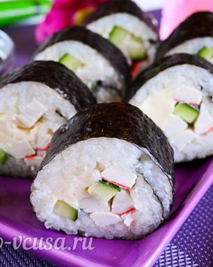 Роллы с крабовыми палочками