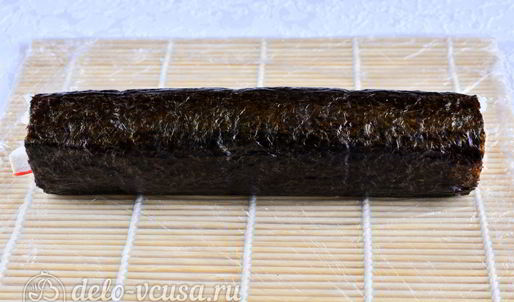 роллы с крабовыми палочками