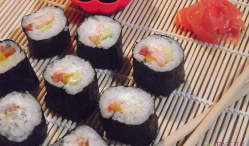 роллы с креветками