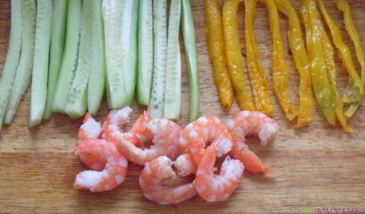 роллы с креветками