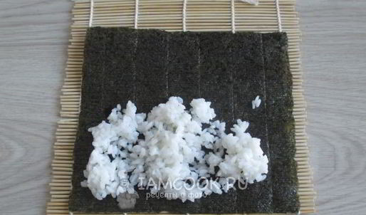 роллы с курицей