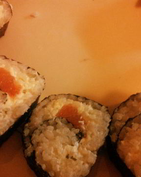 Роллы с сыром филадельфия и семгой