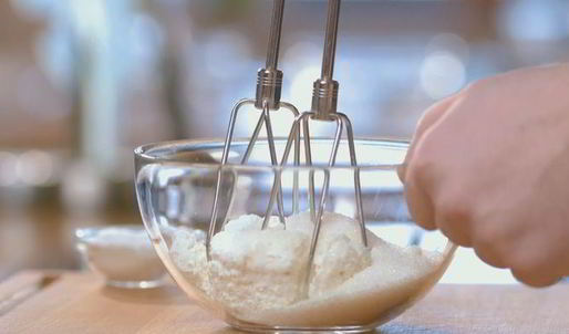 сладкие блинные роллы