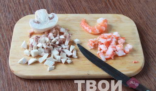 спринг-роллы с креветками и свининой