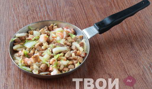 спринг-роллы с креветками и свининой