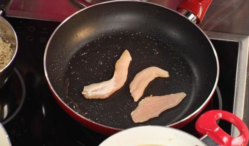 спринг-роллы с курицей