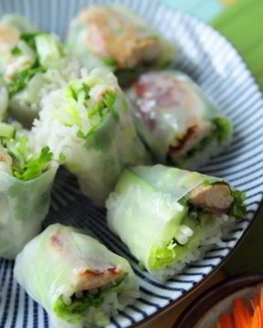 Тайские спринг-роллы со скумбрией