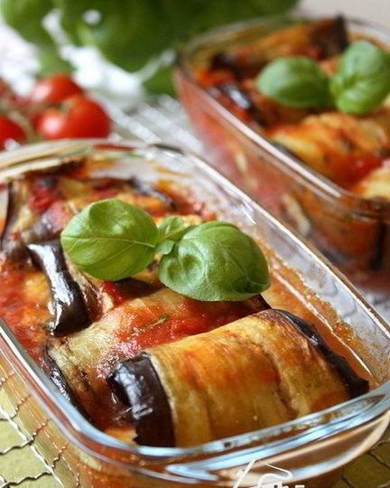 Рецепт баклажановых рулетиков по-средиземноморски