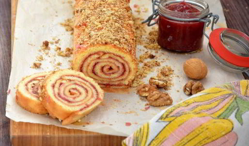 двойной бисквитный рулет с джемом