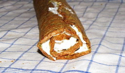 кабачковый рулет с творожной начинкой
