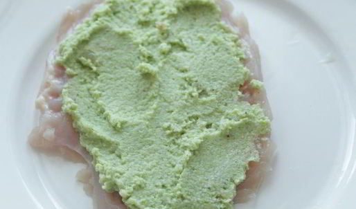 куриный рулет с брокколи и рикоттой