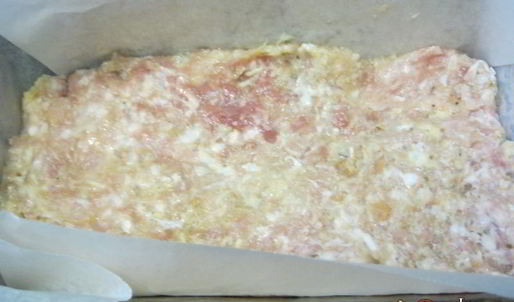 куриный рулет с яйцом и стручковой фасолью