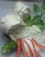 Куриные рулетики с бананами и яблочным соусом