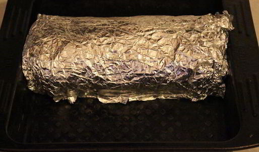 мясной рулет, фаршированный яйцами