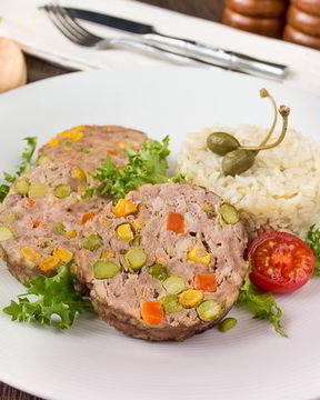 Мясной рулет Конфетти