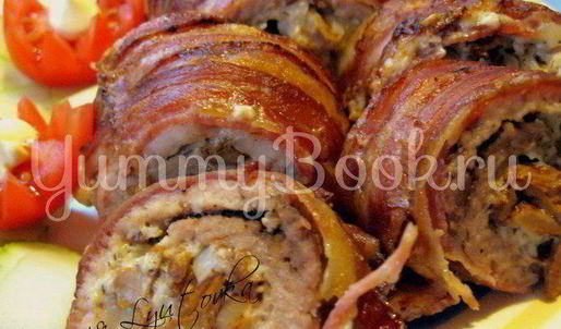 мясной рулет с грибами в беконе