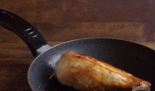 мясной рулет с овощами и сыром