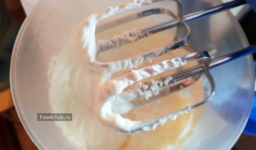 нежнейший рулет с малиной