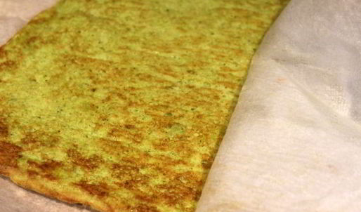 рулет из брокколи с форелью