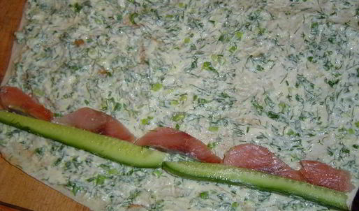 рулет из лаваша с горбушей