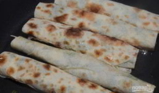 рулет из лаваша с грудкой