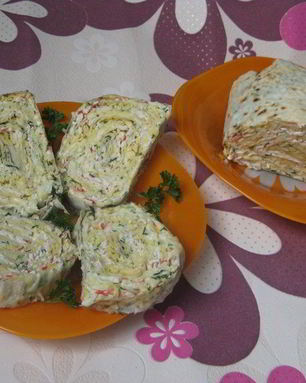 Рулет из лаваша с крабовыми палочками