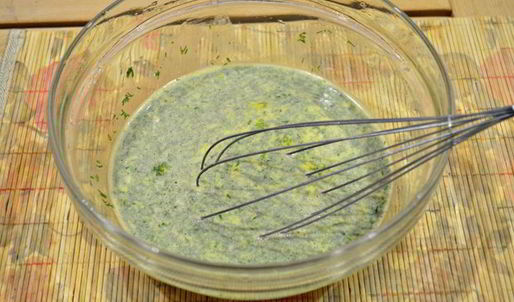 рулет из омлета с грибами