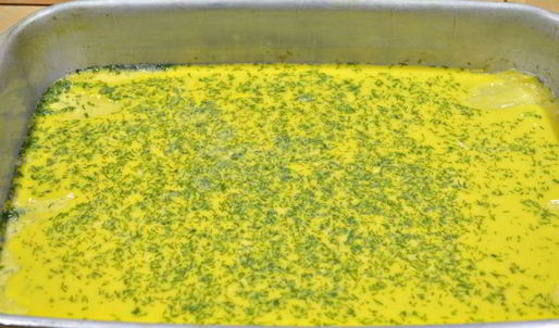 рулет из омлета с грибами